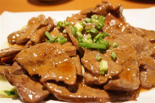 甘油三酯偏高，身体会有四个信号！日常做到3点帮你降下来