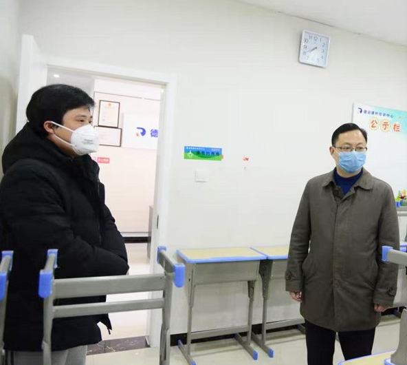 市教育局组织开展疫情防控期间校外培训机构暂停线下培训服务工作专项督查