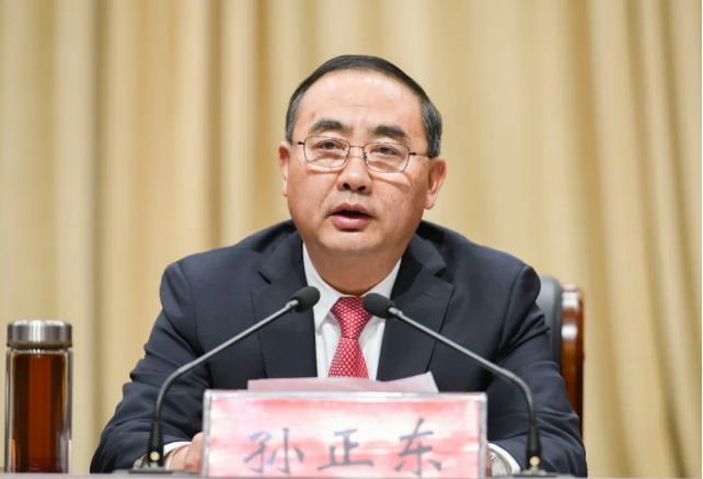昨天，市委召开重要会议！决定明年阜阳经济走向！