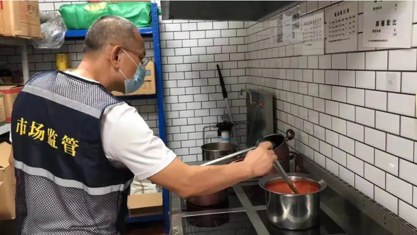 知名餐饮连锁店“脏”上热搜?