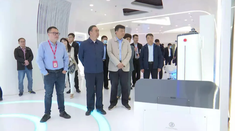 孙正东率队赴航天科技集团和京东集团考察招商