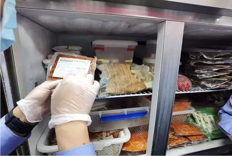 阜阳突查！这几家知名餐厅，当场责令整改！