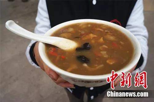 微信图片_20211126085628.jpg 国家知识产权局:“逍遥镇”“潼关肉夹馍”无权收加盟费