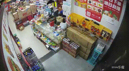 警方抓获一偷盗超市白酒的“酒鬼”