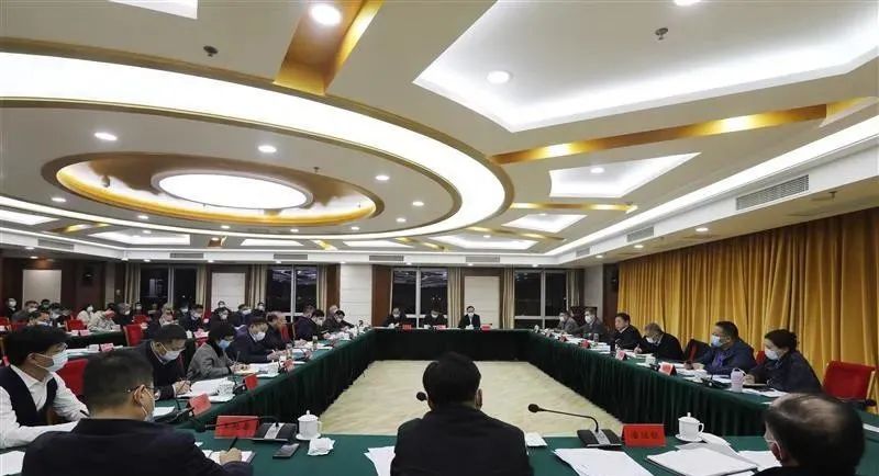 安徽省及安庆市召开疫情防控会商会