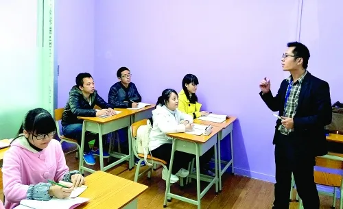 颍东区“双减”工作专门协调机制办公室关于公布暂停线下培训、托管、托育服务的公告