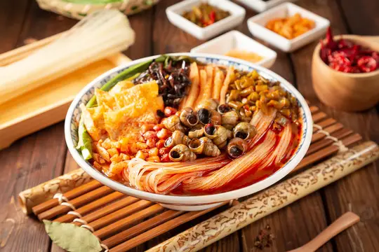广西柳州螺蛳粉又有35项重要标准发布