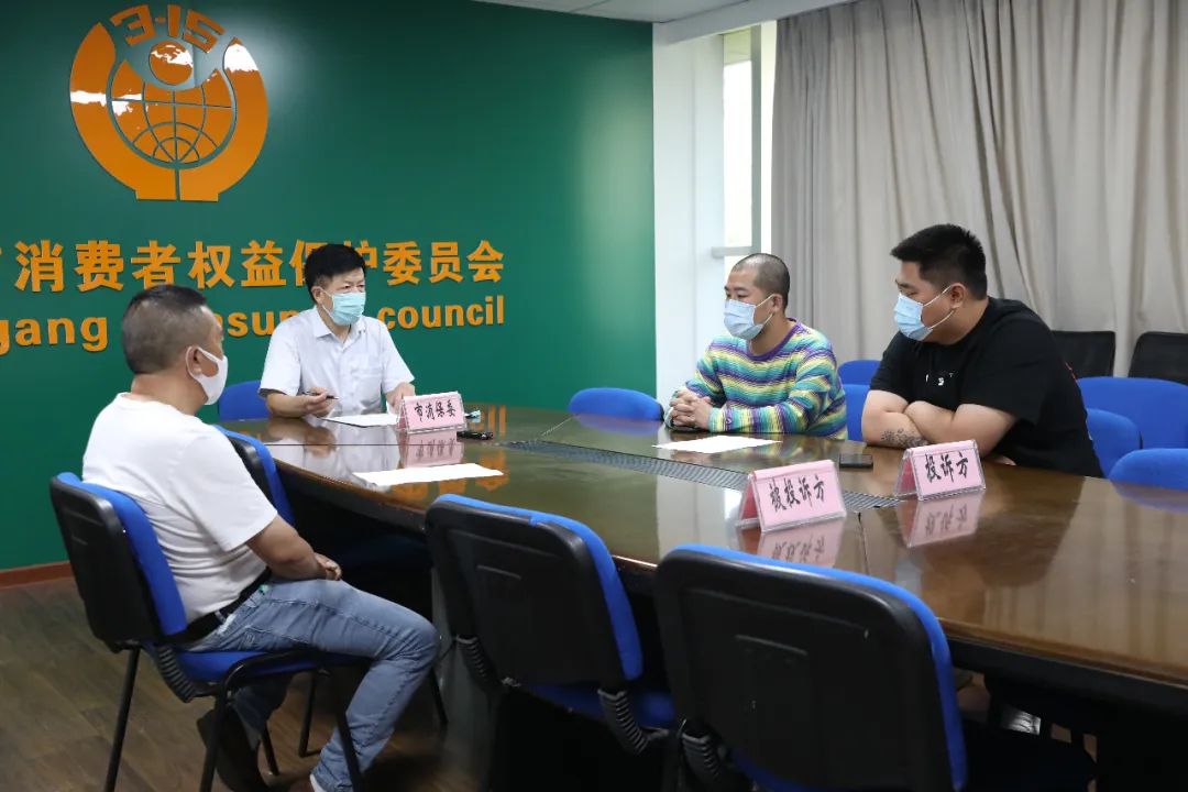 新买的摩托车出故障 消保委助力解纠纷