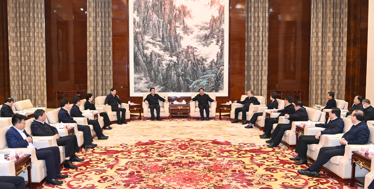 微信图片_20230323084642.jpg 共担国家战略新使命 同谱皖苏合作新篇章 江苏省党政代表团来皖考察 信长星许昆林率队 韩俊王清宪陪同