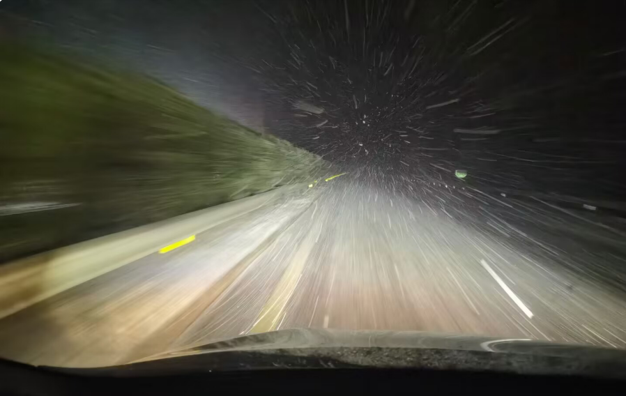 -7℃！阜阳急寻“舔雪”小分队， 今天下雪啦！还有更刺激的……